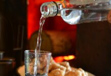 Cachaça: tradição no coração dos mineiros